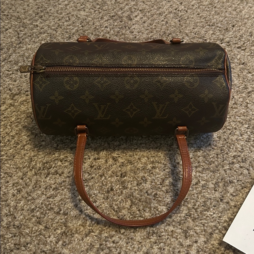 Louis Vuitton Papillion Bag - Picture 3 of 14